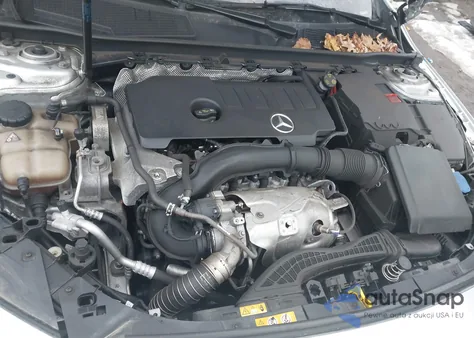 2019 Mercedes-Benz A 220 4Matic z USA, uszkodzony, nr VIN WDD3G4FB9KW009181